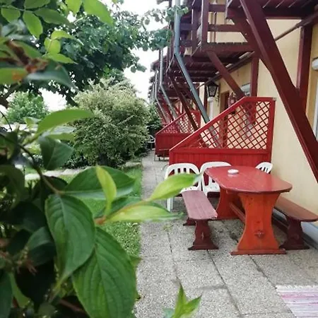 B&B Piknik Ueduelofalu
